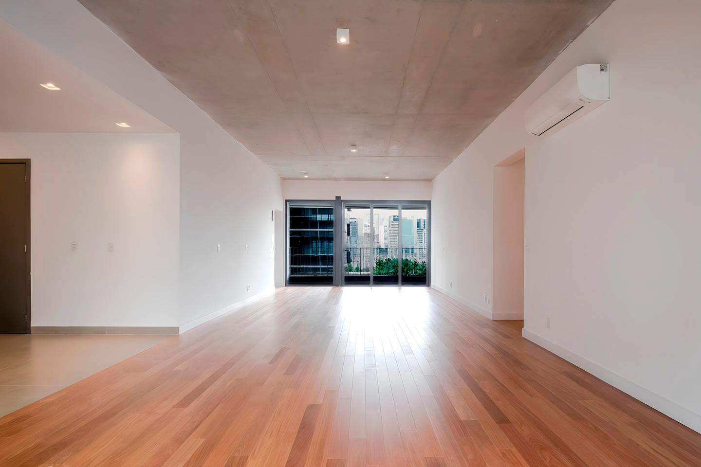 Foto real apto modelo de 143m² - Torre Residences
