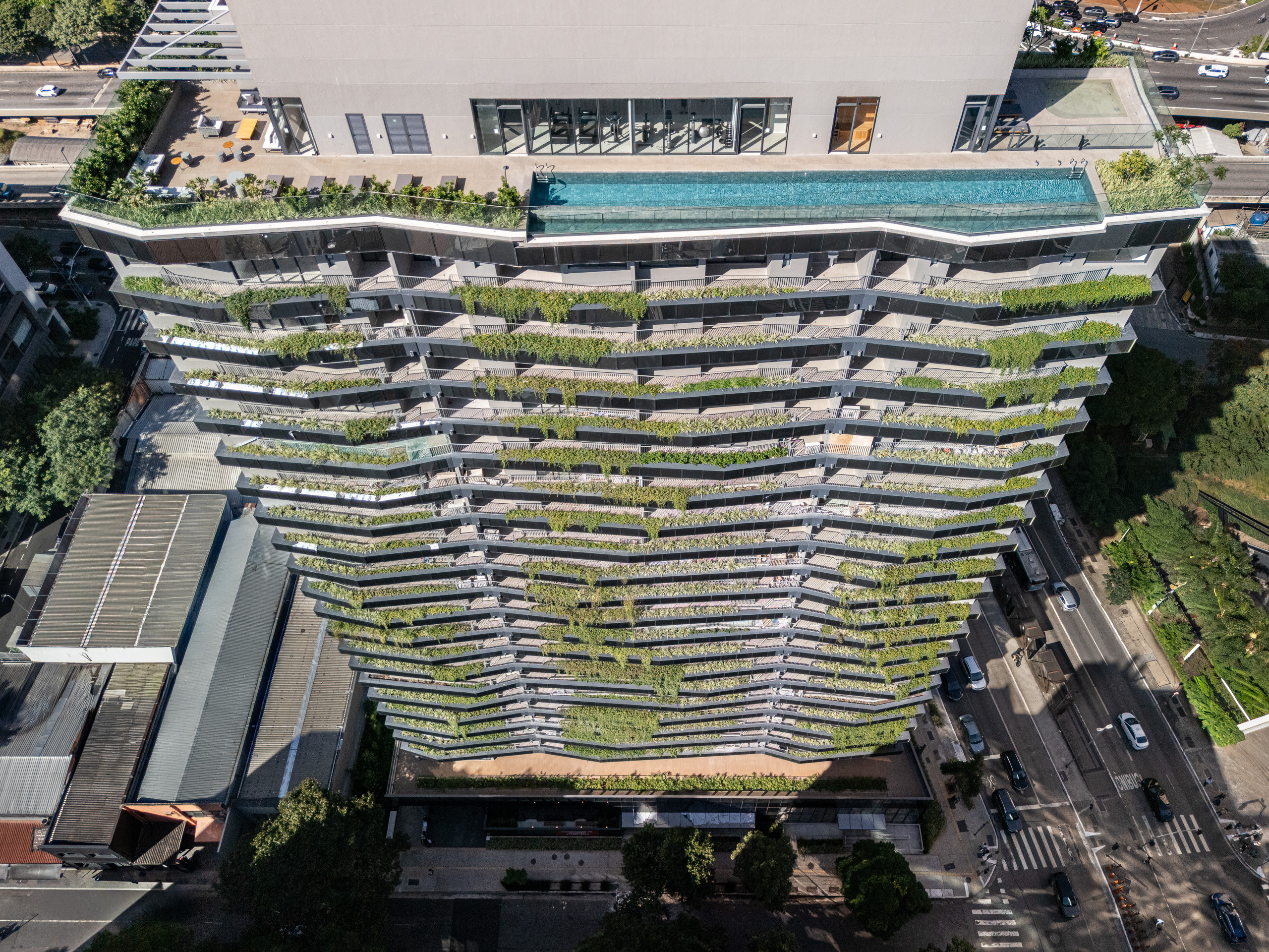 Foto real da Torre Residences