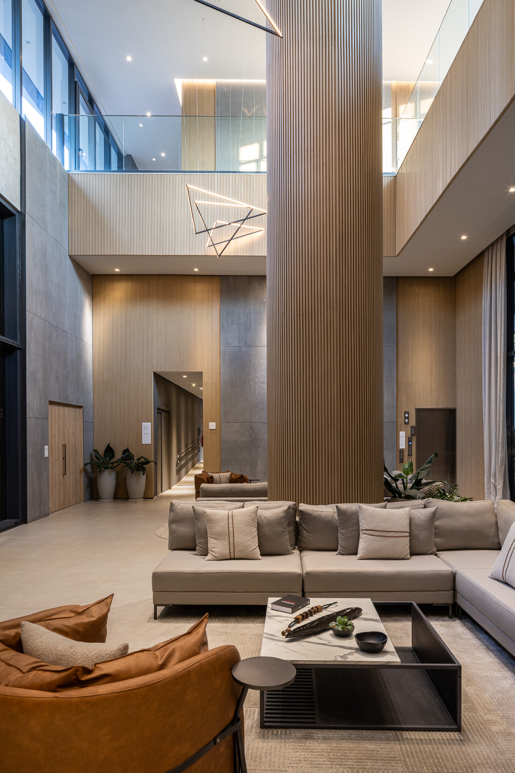 Foto Real do Hall da Torre Residences